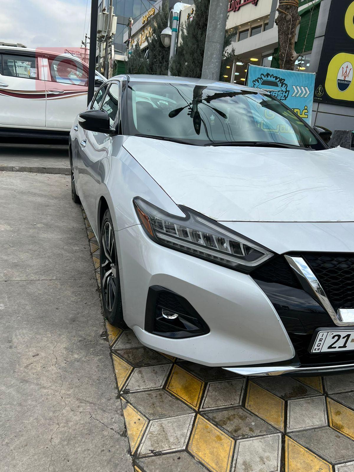 نيسان ماكسيما